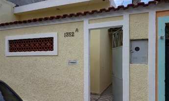 Imagem 2: Nilópolis, casa de um quarto na rua Dulce