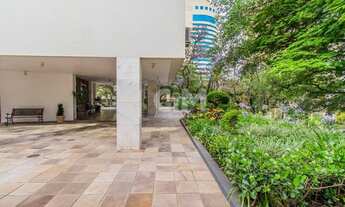 Imagem 2: Apartamento para venda com 142 metros quadrados com 3 quartos