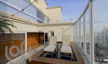 Imagem 3: Cobertura com 700 m² de área útil, 5 Suítes, 8 Vagas, 1 Lavabo, 5 Banheiros