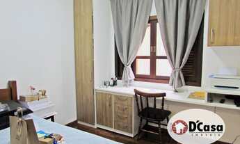 Imagem 5: Belíssimo sobrado à venda com 4 quartos e espaço gourmet com piscina, no Taubaté Village