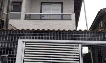 Imagem 3: Sobrado para venda possui 95 metros quadrados com 2 quartos em Aviação - Praia Grande - SP