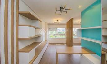 Imagem 1: PORTO ALEGRE - Apartamento Padrão - Partenon