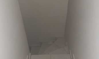 Imagem 5: Sobrado com preço de apartamento 235 mil