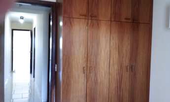 Imagem 7: Apartamento para aluguel possui 140 metros quadrados com 3 quartos em Água Verde - Curitib