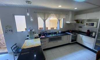 Imagem 2: Sobrado com edícula