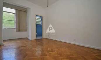 Imagem 2: Apartamento à venda, 1 quarto com suíte, sala, cozinha, 47m², Flamengo. RIO DE JANEIRO/RJ