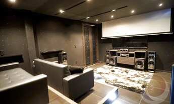 Imagem 2: Casa para venda possui 1100 metros quadrados com 5 quartos em Roçado - São José - SC