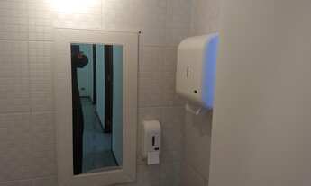 Imagem 6: Sala comercial para locação possui 30 metros quadrados com 2 salas e uma recepção