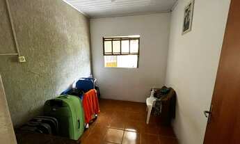 Imagem 4: Casa com amplo terreno e edícula no bairro Tapera - Florianópolis