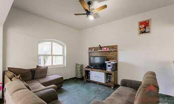 Imagem: Casa térrea no centro da cidade a venda