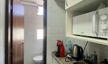 Imagem 7: Excelente oportunidade de investir em sala comercial no centro de Curitiba. Andar alto, co