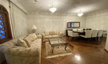 Imagem 3: Sobrado 260m², com 4 dormitórios, sendo 1 suíte, 5 banheiros e 3 vagas de garagem