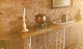 Imagem 4: Casa muito bem construída com seus 1750m² de área de terreno e 500m² de área construída co