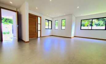 Imagem 3: Teresópolis, lançamento próximo ao clube comary !