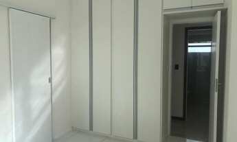 Imagem 4: Apartamento Itaigara 2/4, 3 ban., dep. completa, 100m Reformadissimo ventilado