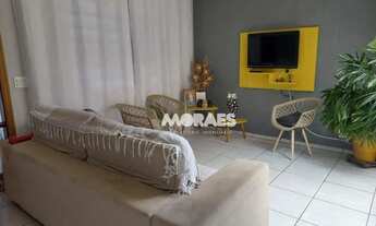 Imagem 2: Casa com 3 quartos, 2 suítes, 4 vagas, à venda, 300 m² por R$ 700.000 - Jardim Marambá - B