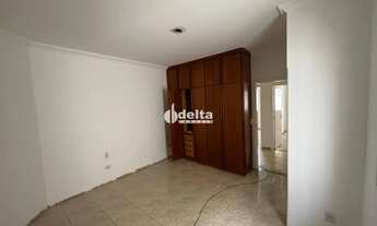 Imagem 6: Casa residencial com 3 quartos sendo 1 suíte disponível para locação no bairro Jardim Kara