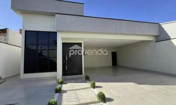 Imagem 3: CASA TÉRREA - ÁREA 228M² - 3 SUÍTES E PISCINA - SETOR FAIÇALVILLE - GOIÂNIA/GO