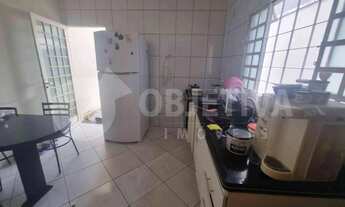 Imagem 9: Casa para aluguel, 3 quartos, 1 suíte, 2 vagas, ALTO UMUARAMA - UBERLANDIA/MG