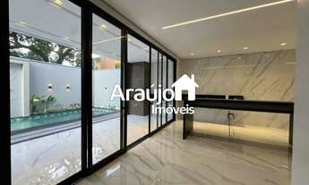 Imagem 6: Alto Padrão e Sofisticação na 507 Sul Sobrado em Frente à Praça com Piscina e Varanda Gou