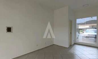 Imagem 2: Sala comercial no centro de Pirabeiraba, em ponto estratégico e com excelente visibilidade