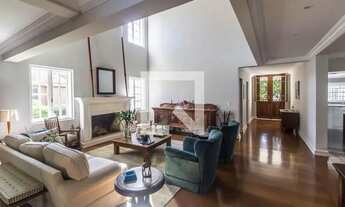 Imagem: Casa à Venda - Alphaville, 4 Quartos, 645