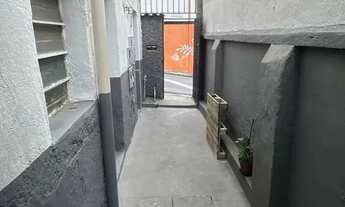 Imagem 5: Alugo Fundos 2 Qtos - Cemig e Copasa separados Carlos Prates - Belo Horizonte - MG