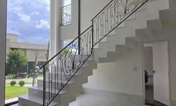 Imagem 2: Casa em Condomínio para Venda em Santana de Parnaíba, Colinas da Anhangüera, 5 dormitórios