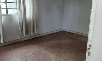 Imagem 6: Casa com terreno de esquina na avenida Itaberaba, Freg. do Ó. reformar ou usar o terreno