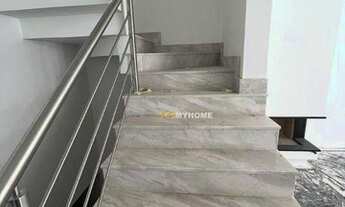 Imagem 6: Sobrado em condomínio com 4 vagas de garagem cobertas, 3 suítes à venda, 276 m² por R$ 1.8