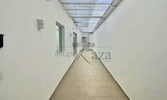 Imagem 2: Prédio/Edifício inteiro para aluguel com 2200 metros quadrados