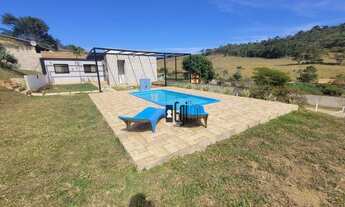 Imagem 5: Granja com Área Gourmet completa, com Piscina e Campo !!!