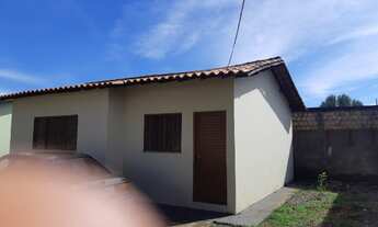 Imagem 2: Aluguel de casa dois quartos, sala, cozinha, no Ped VII 7, uma rua atrás do Hospl Regional