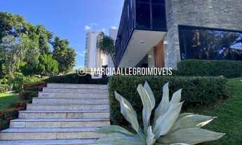 Imagem 2: Casa com localização privilegiada com vista linda para o verde