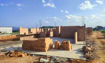 Imagem 2: Fazenda/Sítio/Chácara para venda possui 115 metros quadrados com 3 quartos em Adalgisa - C