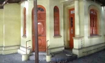 Imagem 3: Oportunidade. Alugo casa com 620 m² na Praça Chora Menino.