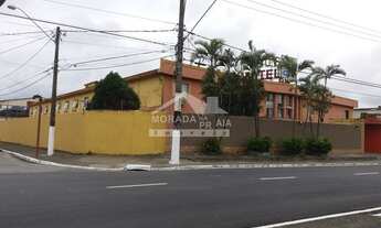 Imagem: Área de 2.693 m², com área construída