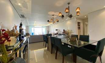 Imagem 3: Apartamento para venda possui 301 metros quadrados com 2 quartos em Coqueiros - Florianópo