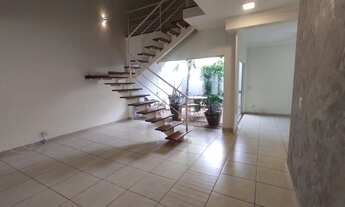 Imagem 6: Sobrado para locação em residencial fechado com 03 dormitórios e piscina