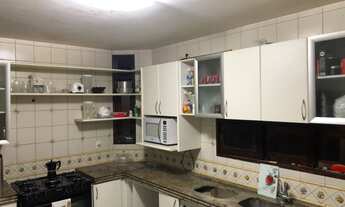 Imagem 3: Casa de condomínio para venda com 237 metros quadrados com 5 quartos