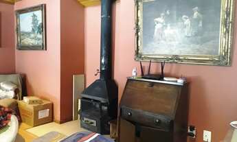 Imagem 5: Casa de condomínio para venda possui 240 metros quadrados com 4 quartos