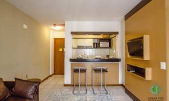 Imagem 2: Apartamento para venda tem 43 metros quadrados com 1 quarto em Centro - Florianópolis - SC