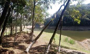 Imagem 7: Rancho pescarias em frente ao poção 120 mil reais