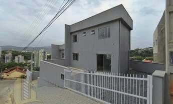 Imagem 2: Sobrado com 3 quartos a venda na Escola Agrícola em Blumenau