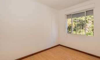 Imagem 5: Apartamento para venda tem 77 metros quadrados com 3 quartos em Passo da Areia - Porto Ale