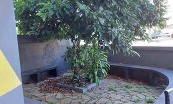 Imagem 2: Imóvel comercial para aluguel possui 450 metros quadrados com 7 quartos em Farol - Maceió