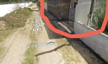 Imagem 2: Casa em Pitimbu - Terreno grande - Bem localizado - Saída para duas ruas