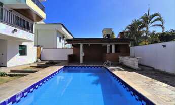 Imagem 3: Casa para venda possui 450 metros quadrados com 5 quartos Parque dos Principes