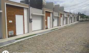 Imagem 2: Lindas Casas Duples - 03 dormitórios- Centro - Eusébio - CE