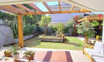 Imagem 5: Casa para aluguel possui 550 metros quadrados com 4 quartos